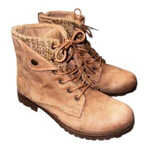 Rock & Candy Tavin Knit Cuff Lace Up Ankle Faux Suede Boot Taupe Beige Size 7.5